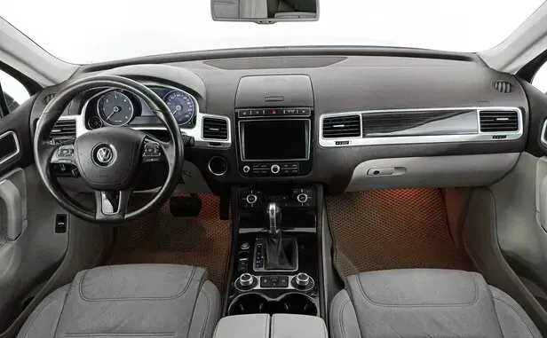 Volkswagen Touareg, II Рестайлинг — фото 5