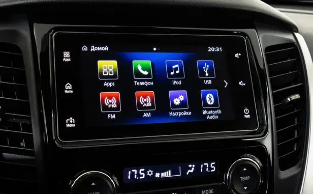 Mitsubishi Pajero Sport, III — фото 14