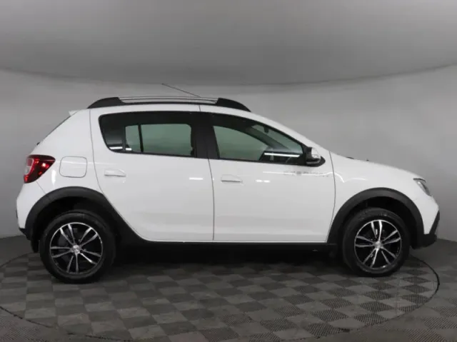 Renault Sandero, II Рестайлинг — фото 4