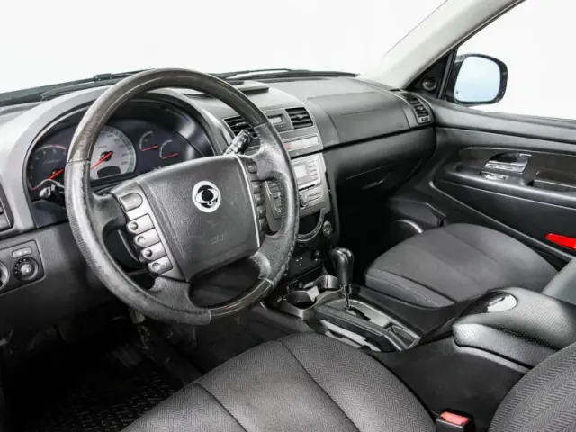 SsangYong Rexton, III — фото 11