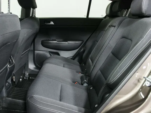 Kia Sportage, IV — фото 14