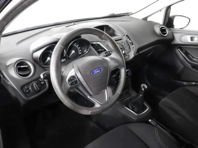 Ford Fiesta, Mk6 Рестайлинг — фото 5