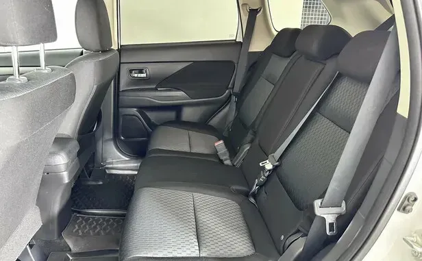 Mitsubishi Outlander, III — фото 10