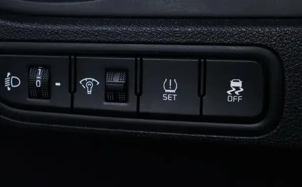 Kia Rio, IV — фото 10