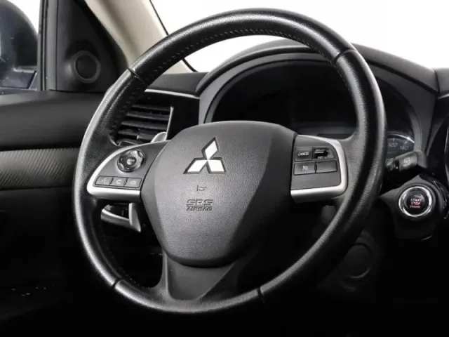Mitsubishi Outlander, III — фото 9