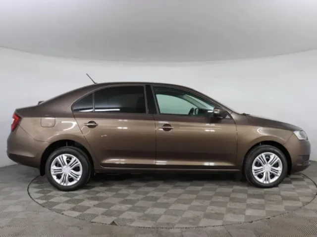 Skoda Rapid, I Рестайлинг — фото 4