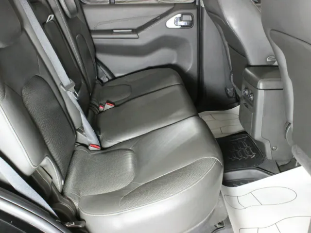 Nissan Pathfinder, III Рестайлинг — фото 9