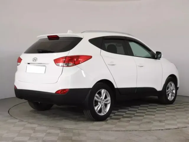 Hyundai ix35, I — фото 5
