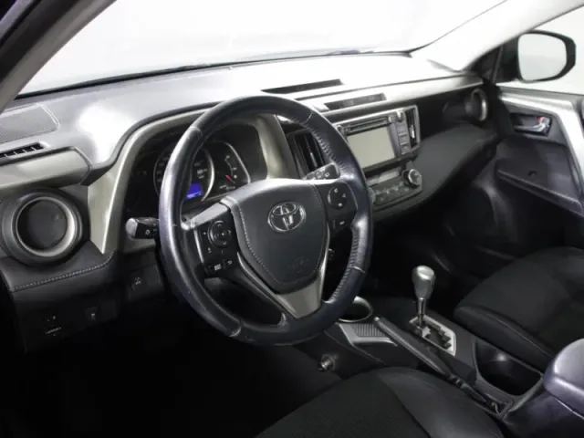 Toyota RAV4, IV (XA40) — фото 15