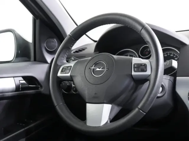Opel Astra, H Рестайлинг — фото 19