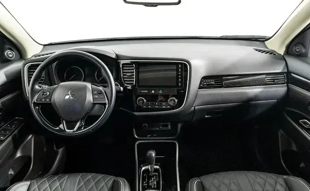 Mitsubishi Outlander, III Рестайлинг 3 — фото 8
