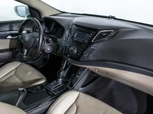 Hyundai i40, I Рестайлинг — фото 9