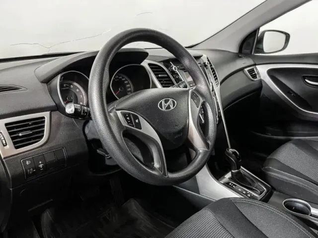 Hyundai i30, II Рестайлинг — фото 11