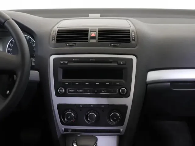 Skoda Octavia, III (A7) — фото 16
