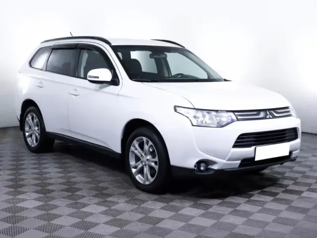 Mitsubishi Outlander, III — фото 3