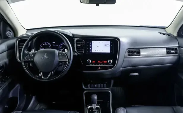 Mitsubishi Outlander, III Рестайлинг 3 — фото 6