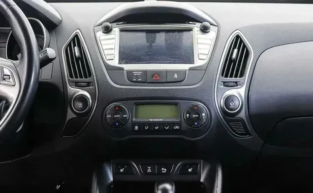 Hyundai ix35, I Рестайлинг — фото 11
