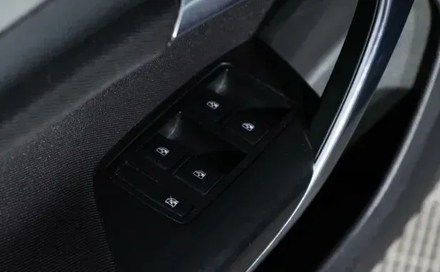 Opel Insignia, I Рестайлинг — фото 12