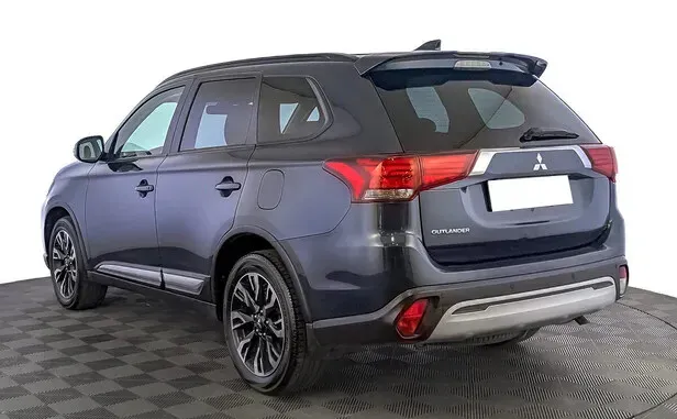 Mitsubishi Outlander, III Рестайлинг 3 — фото 4