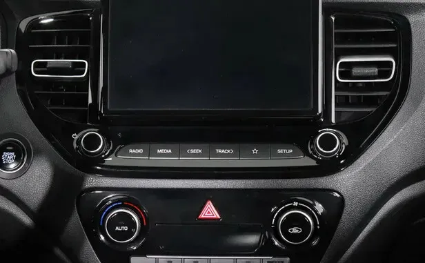 Hyundai Solaris, II Рестайлинг — фото 16