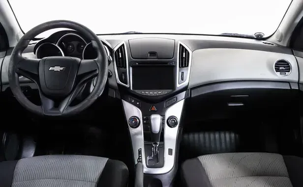 Chevrolet Cruze, I Рестайлинг — фото 5