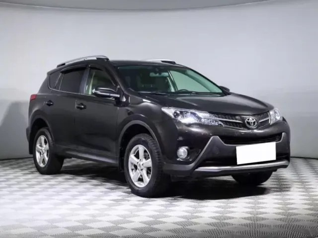 Toyota RAV4, IV (XA40) — фото 3