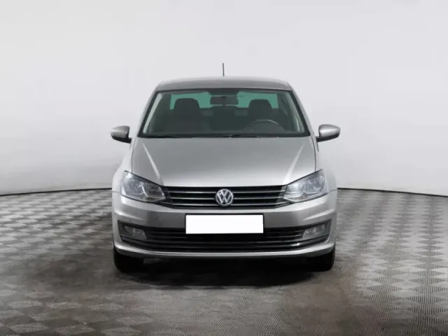 Volkswagen Polo, V Рестайлинг — фото 2
