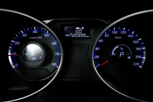 Hyundai ix35, I Рестайлинг — фото 12