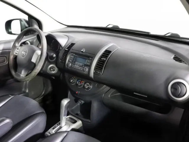 Nissan Note — фото 9