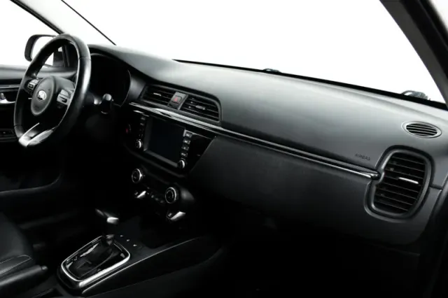Kia Rio, IV — фото 11