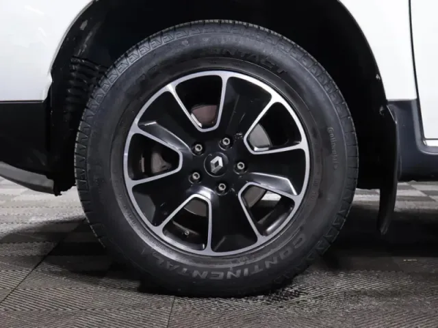 Renault Duster, I Рестайлинг — фото 11