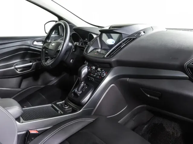 Ford Kuga, II Рестайлинг — фото 10