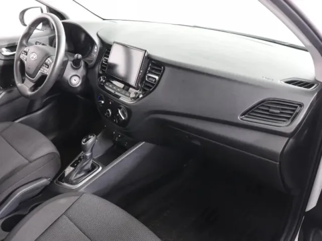 Hyundai Solaris, II Рестайлинг — фото 10