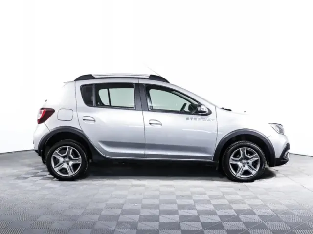 Renault Sandero, II Рестайлинг — фото 4