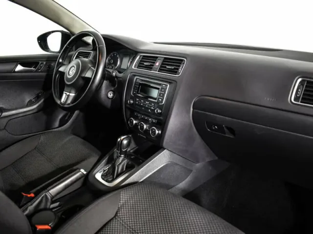 Volkswagen Jetta, VI Рестайлинг — фото 5