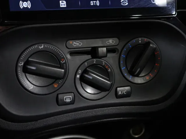 Nissan Juke, I Рестайлинг — фото 15