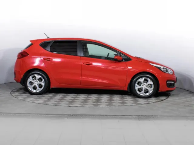 Kia Ceed, II Рестайлинг — фото 4