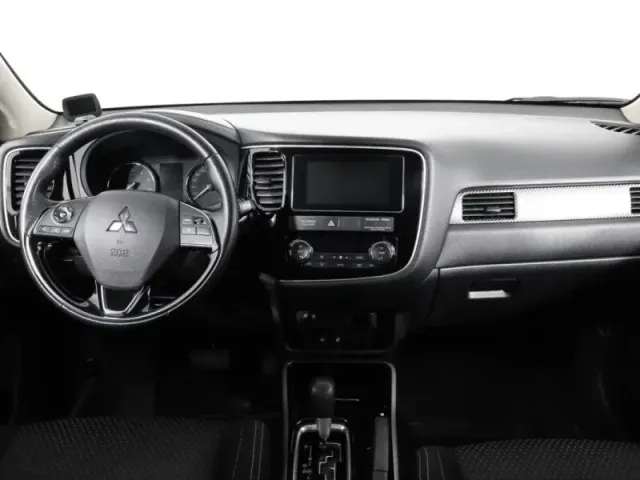 Mitsubishi Outlander, III Рестайлинг 2 — фото 11