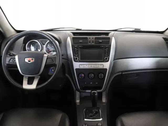 Geely Emgrand X7, I — фото 11