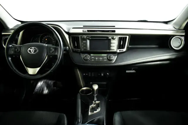 Toyota RAV4, IV (XA40) — фото 12
