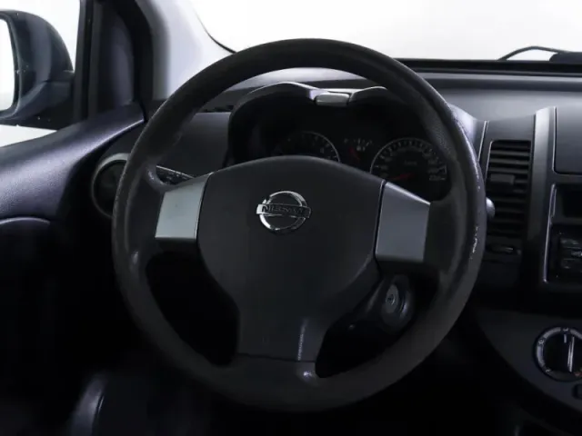 Nissan Note — фото 17