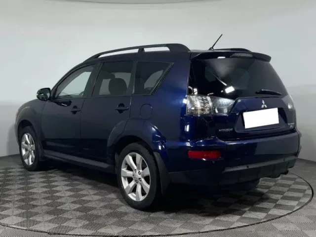 Mitsubishi Outlander, II Рестайлинг — фото 7