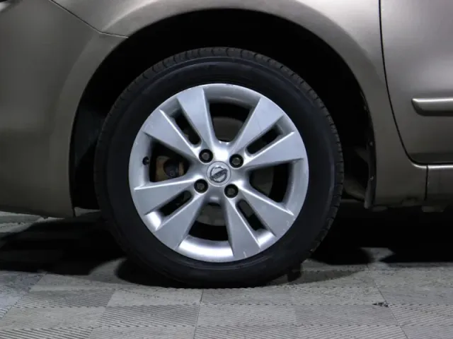 Nissan Note — фото 13