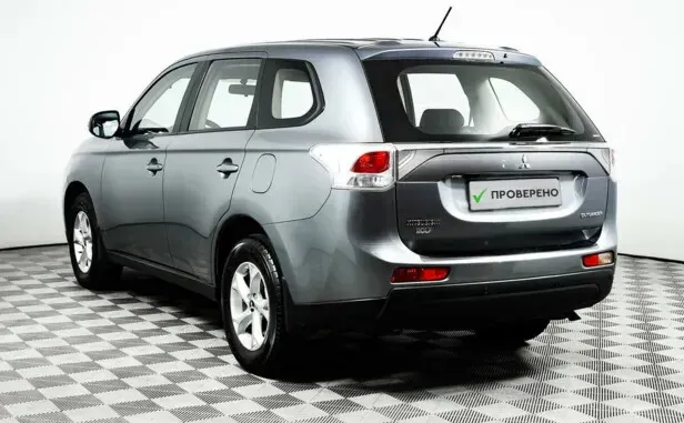 Mitsubishi Outlander, III — фото 4