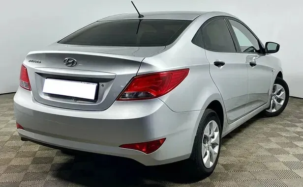 Hyundai Solaris, I Рестайлинг — фото 2