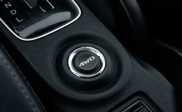 Mitsubishi Outlander, III Рестайлинг 2 — фото 11