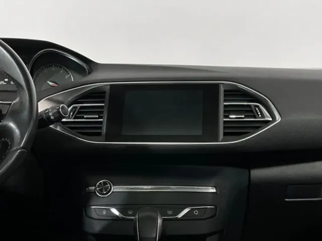 Peugeot 308, II — фото 11