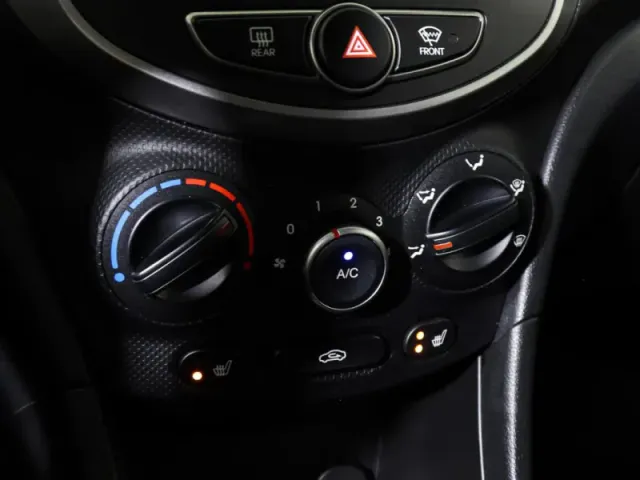 Hyundai Solaris, I Рестайлинг — фото 17