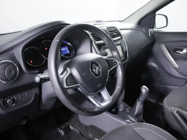 Renault Logan, II Рестайлинг — фото 15