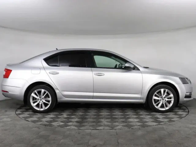 Skoda Octavia, III (A7) Рестайлинг — фото 4